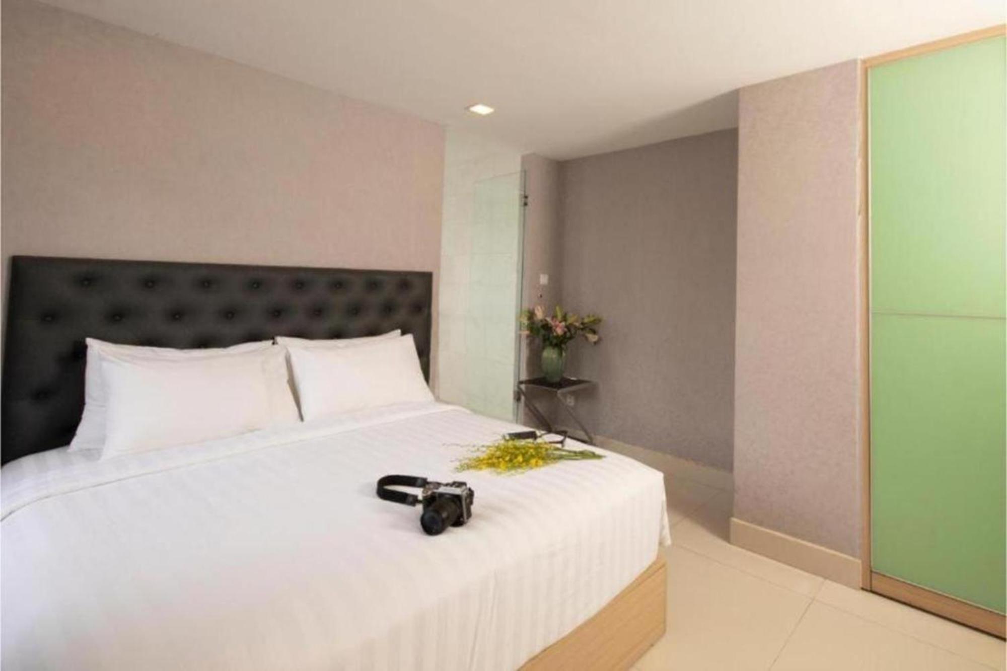 Collection O Sunshine Garden Hotel - Near Secc Cidade de Ho Chi Minh Exterior foto